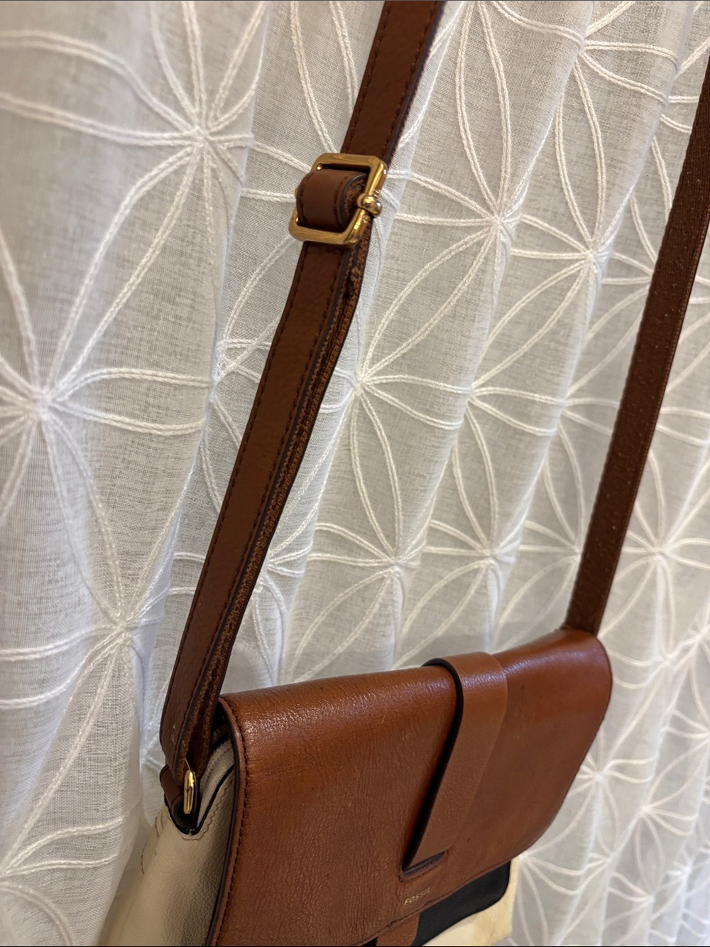 Fossil Tri-Tone Leather Crossbody in Brown, Black, Cream - Picture 3 of 13